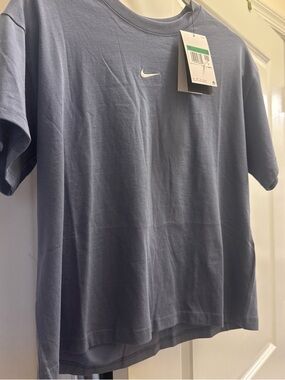 Nike Kids Short Sleeve T-Shirt in Dusty Blue with White Swoosh